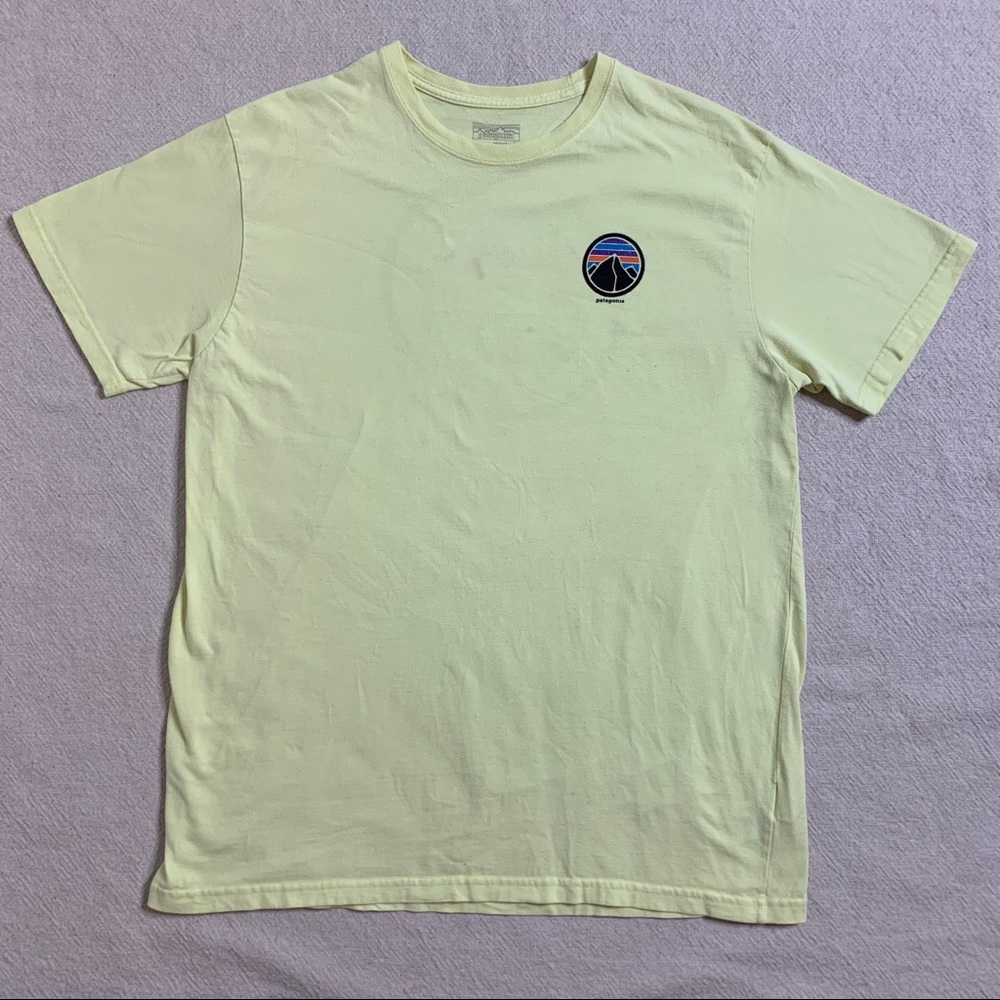 Patagonia Rivet Yellow Round Logo Tshirt Tee XL